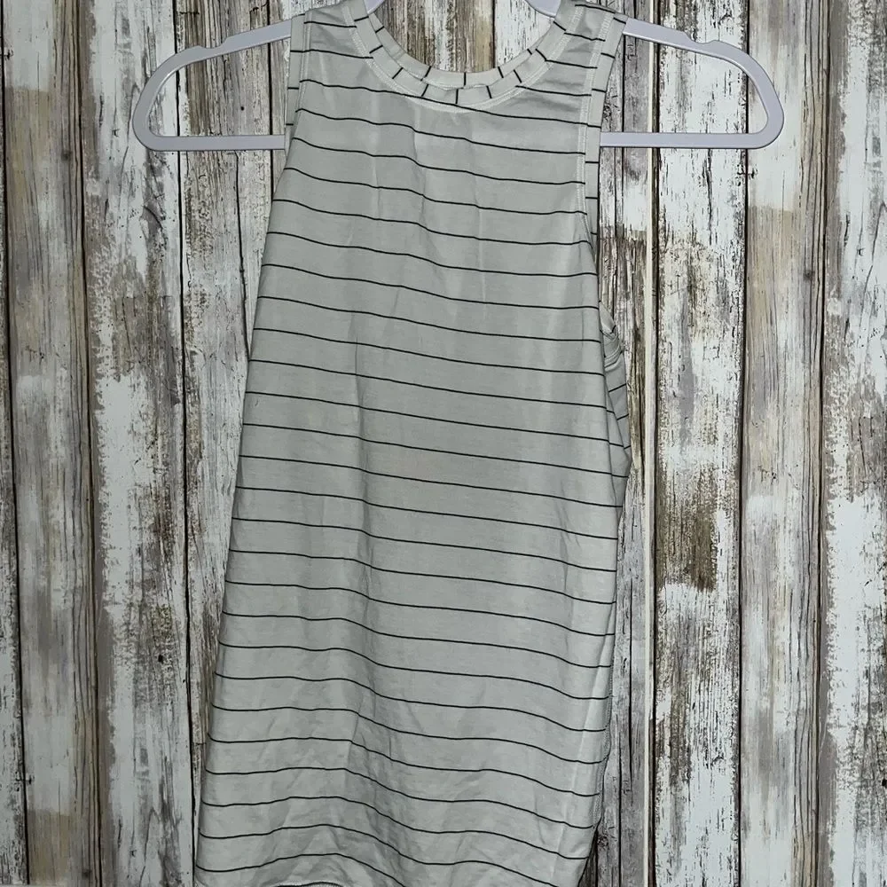 lululemon all tied up tank size 4